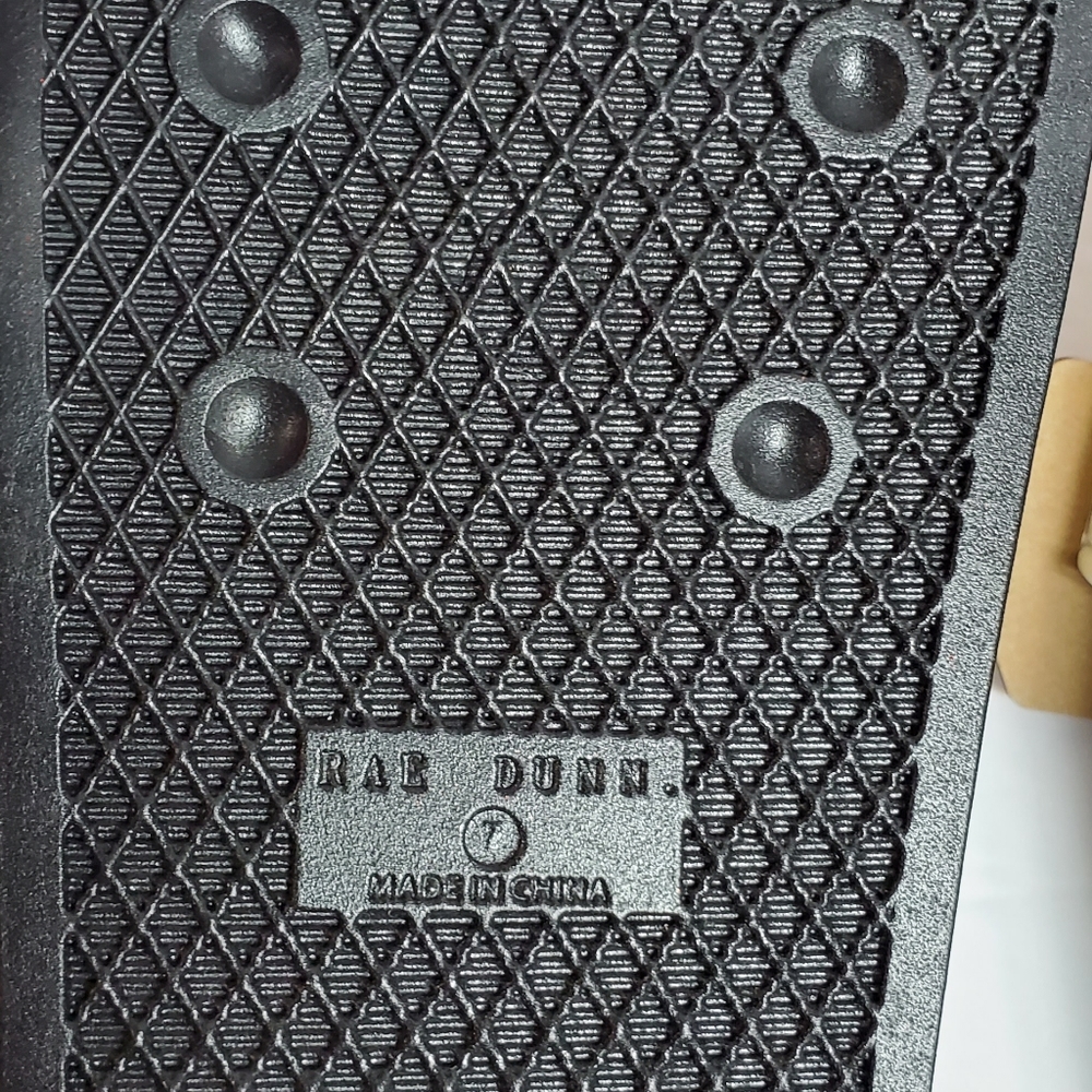 Rae Dunn Be Kind Sandals - Picture 5 of 5